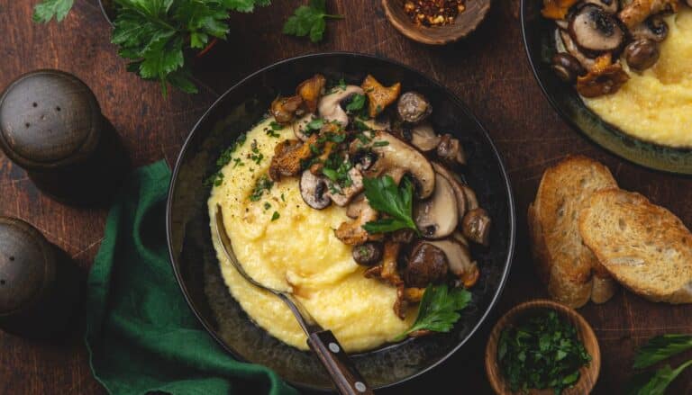 Polenta with mushrooms